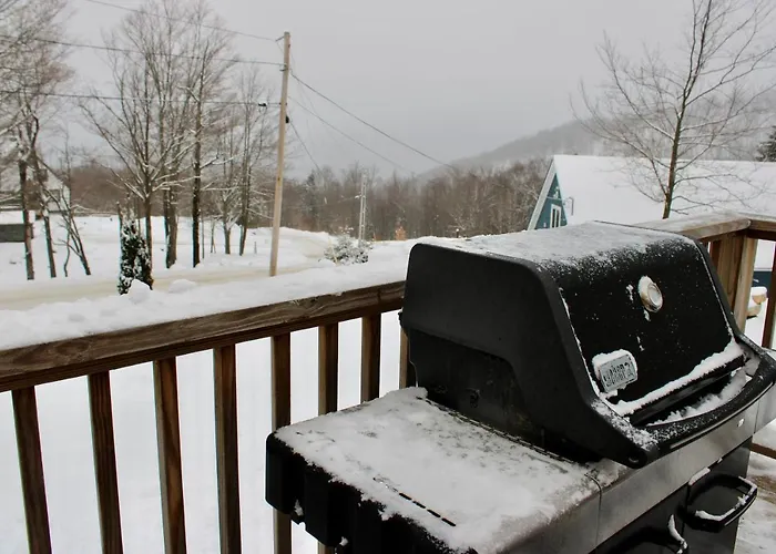 Condo 7 Slopeside With Private Sauna And Hot Tub Killington